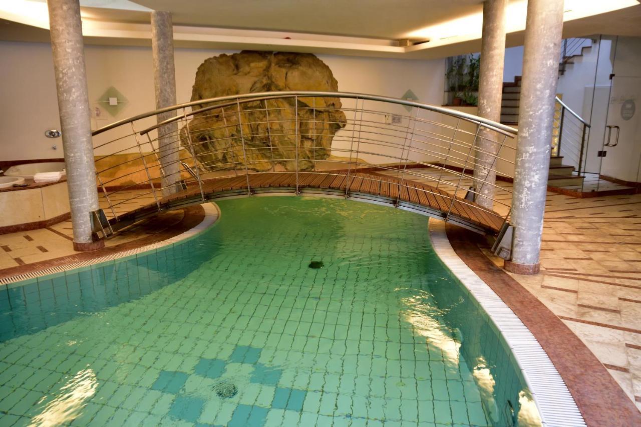 Krone Hotel 3*