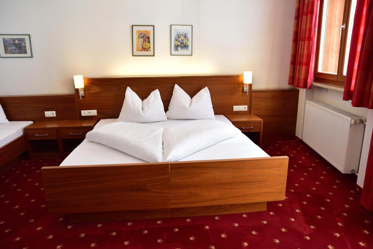 Hotel Krone 3*